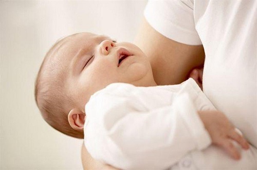 Làm sao để trẻ sơ sinh ngủ sâu giấc?
